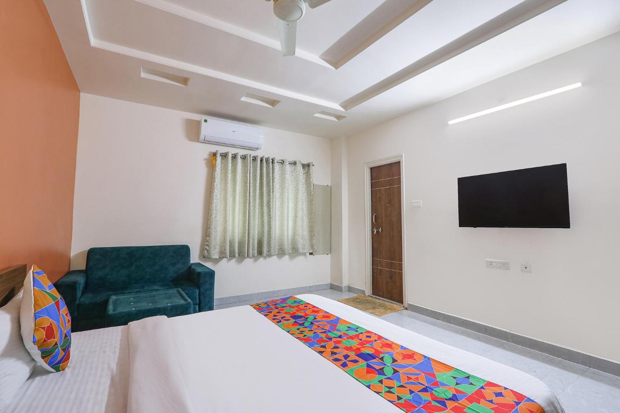 Fabhotel Golden Hitech - Nr Hitech City Хайдарабад Экстерьер фото