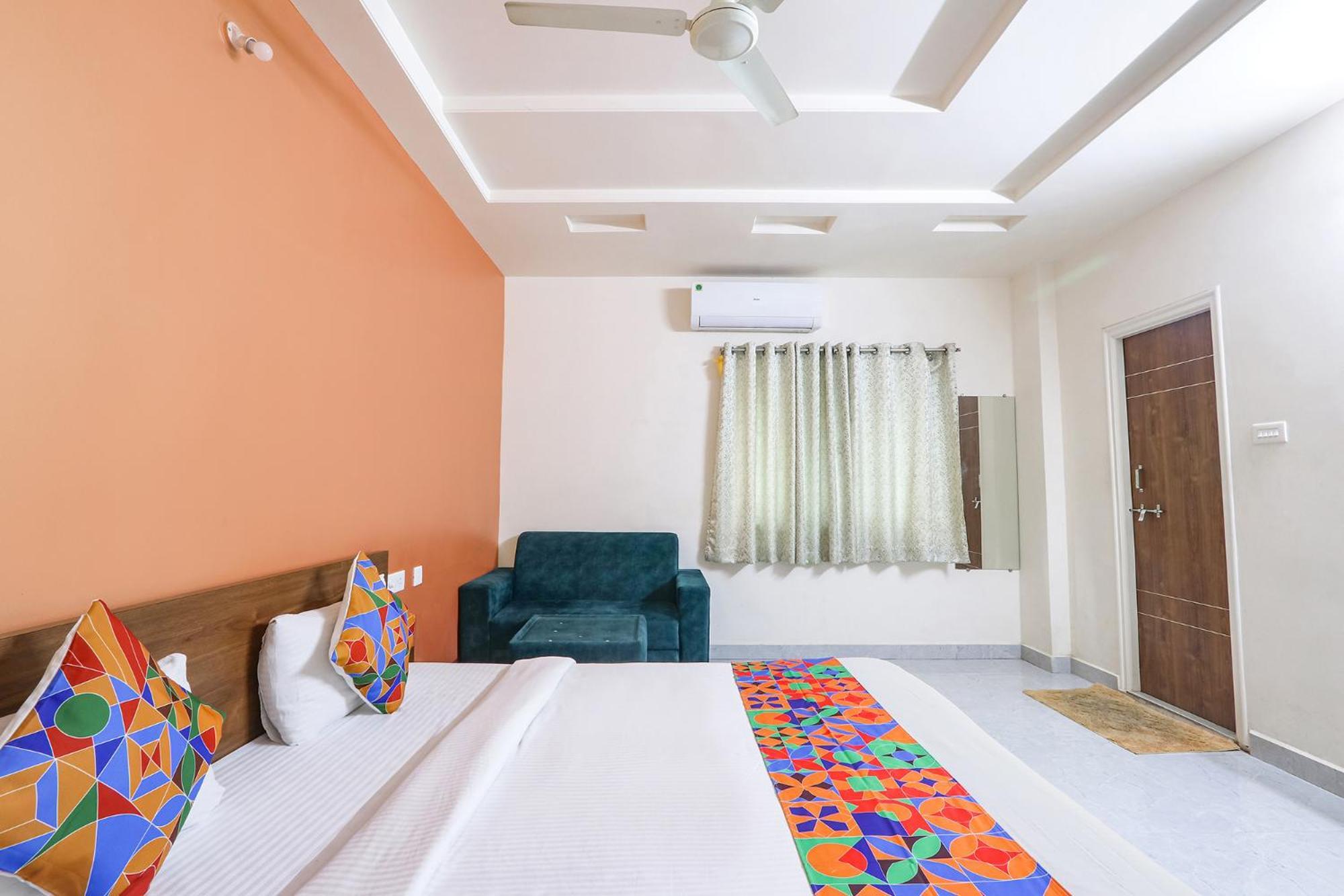 Fabhotel Golden Hitech - Nr Hitech City Хайдарабад Экстерьер фото